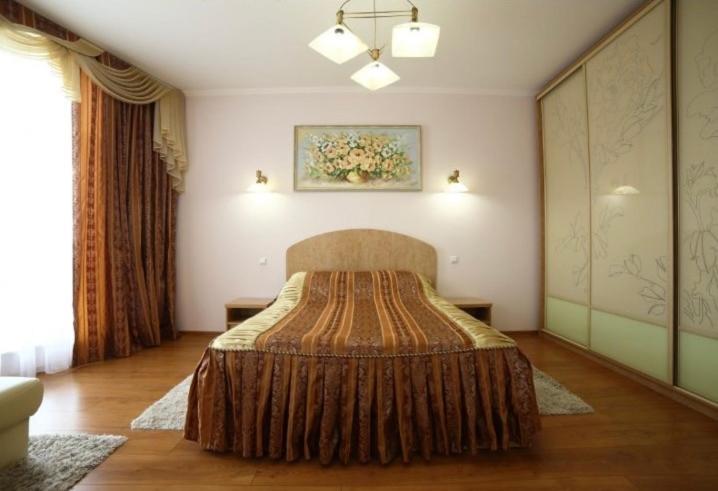 Соняхи Otel Zimna Voda Dış mekan fotoğraf